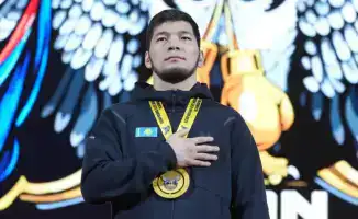Казахстанская сборная лидирует на чемпионате Азии по боксу с 13 медалями