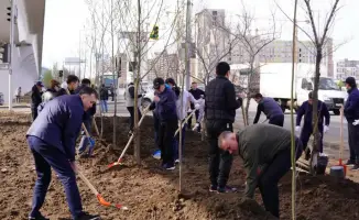 Участие прокуроров в акции «Таза Қазақстан» способствует улучшению экологической ситуации в городе
