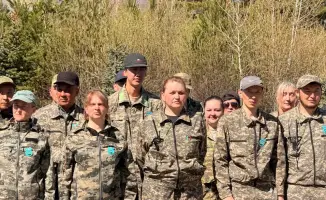 Субботник в Риддере высадка деревьев экологическая акция Таза Қазақстан