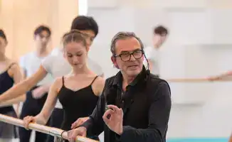 Открыв занавес: мастер-классы по датскому балету в Академии хореографии