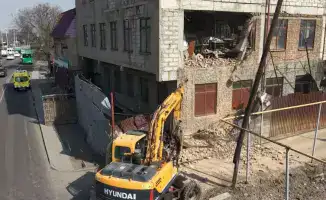 Снос незаконного здания в Алматы: последствия для городской застройки и соблюдения законодательства