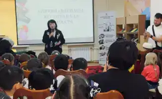 В Караганде детская библиотека способствует развитию интереса к чтению среди детей через встречи с казахстанскими издателями