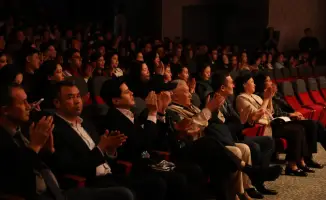 Семена перемен: молодежь сажает идеи в Алматы