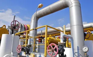 Казахстан адаптирует экспорт нефти в ответ на блокировку Россией, что может повлиять на экономические и социальные условия в стране