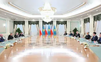 Переговоры Токаева и премьера Чехии: нефть, уран и визовый режим в Астане