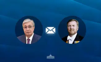 Токаев поздравил короля Нидерландов Виллема-Александра с национальным праздником