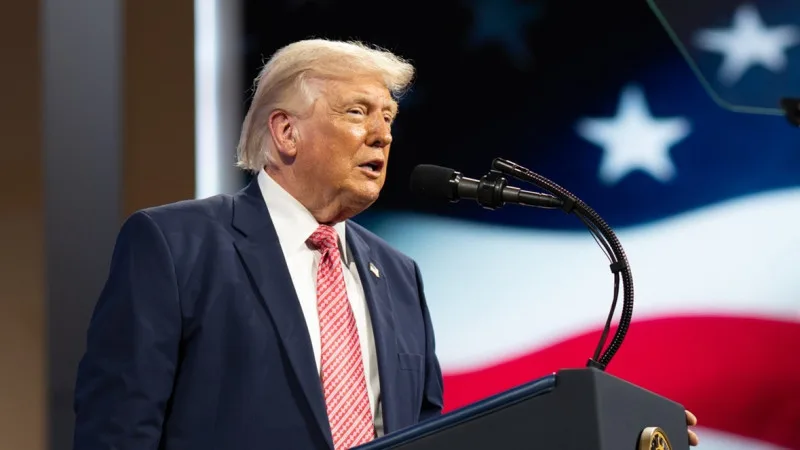 Трамп: Иран ждет 'массированные' сюрпризы после перемирия