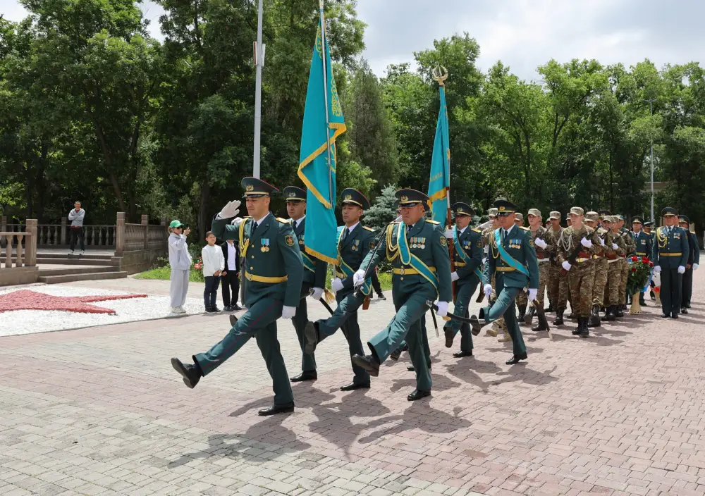 Новая волна призывников в Жамбылской области: военная присяга и наследие предков