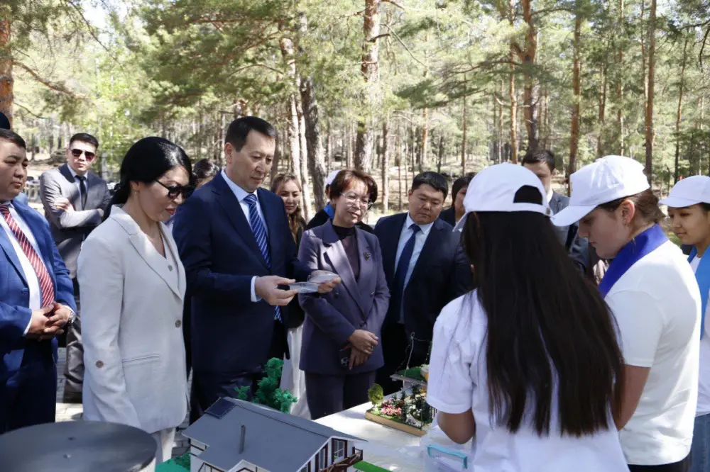 В Акмолинской области прошёл II областной слёт движения «Жас ұрпақ» (8)