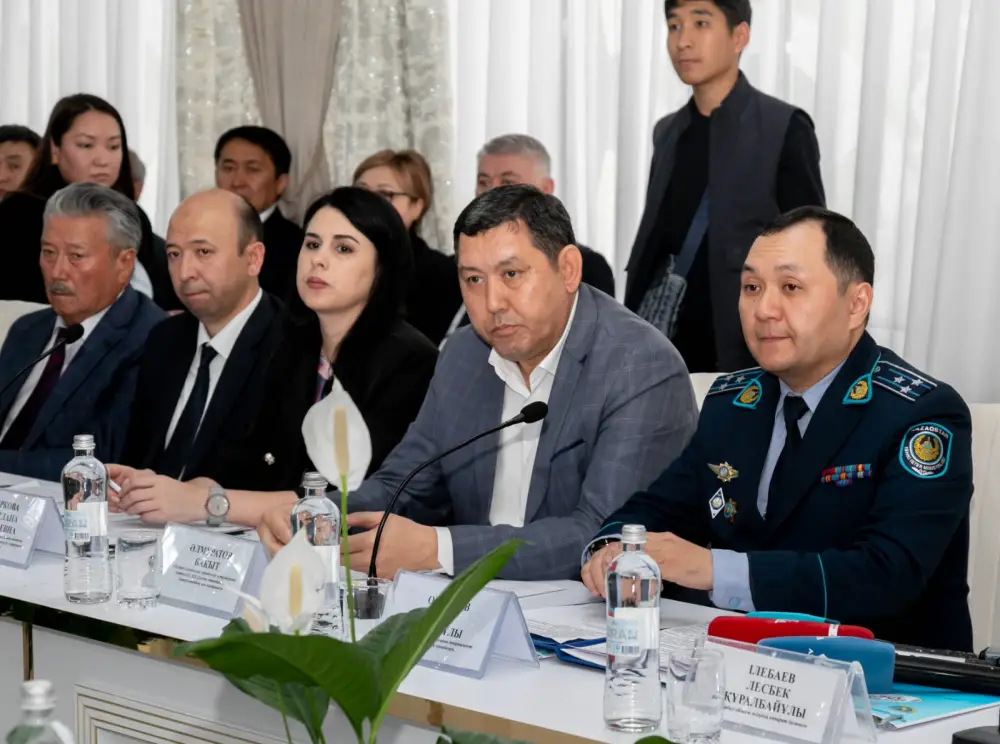 В Жамбылской области приняли резолюцию по укреплению института семьи (3)
