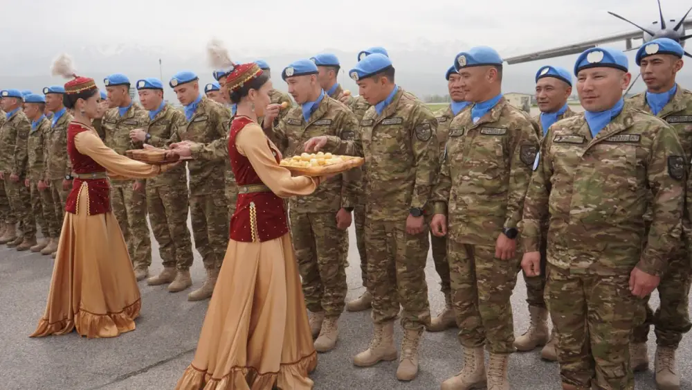 С Голанских высот в Алматы: миротворцев второго контингента Казахстана встретили на родине (4)