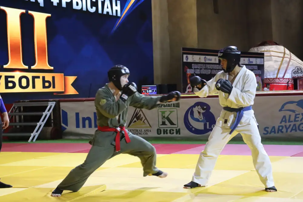 Стартовал III турнир по рукопашному бою на Кубок министра по ЧС (2)