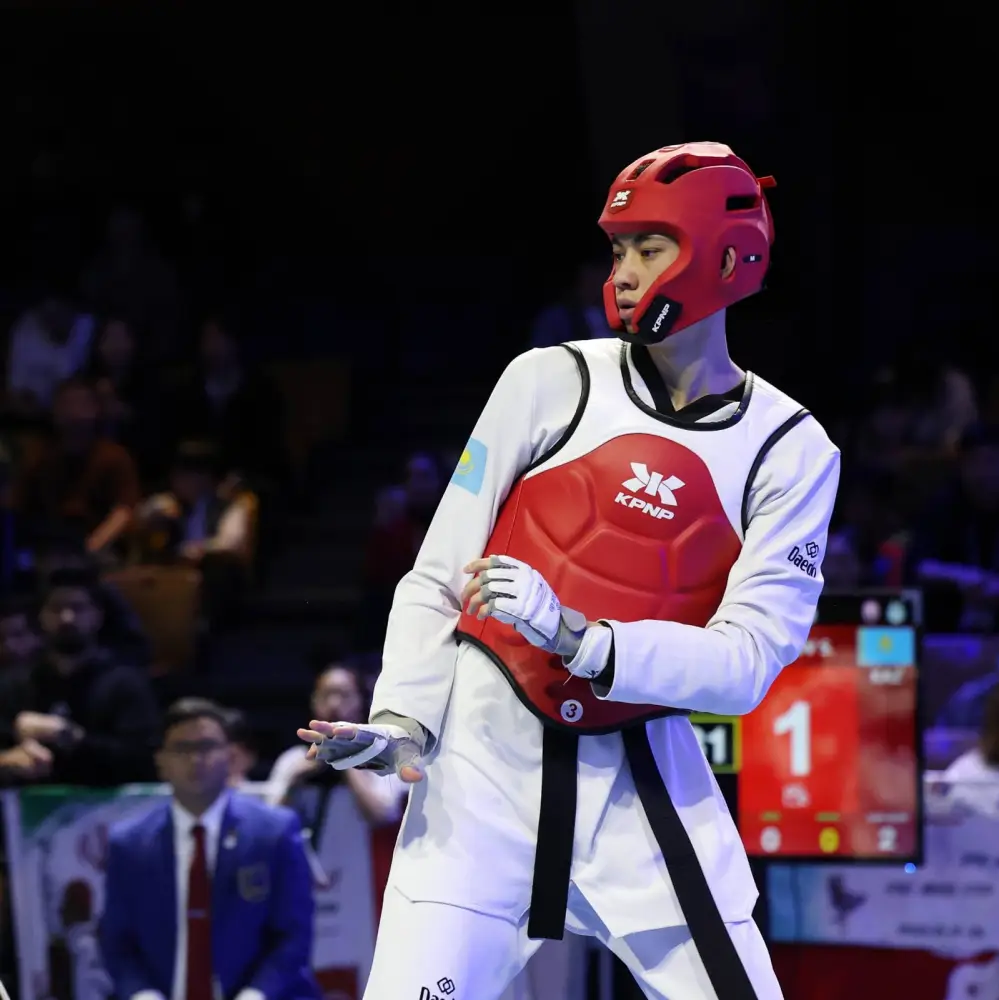 Самирхон Абабакиров приносит бронзу Казахстану на чемпионате Азии по таеквондо