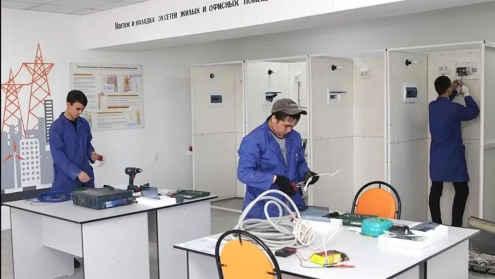 Молодёжь Карагандинской области получает советы от предпринимателей на мотивационных встречах
