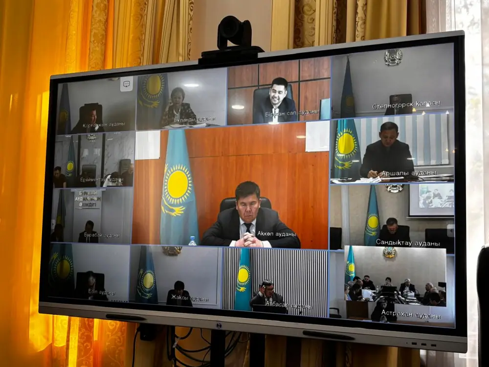 На заседании в Акмолинской области обсуждают меры по улучшению безопасности труда на стройках