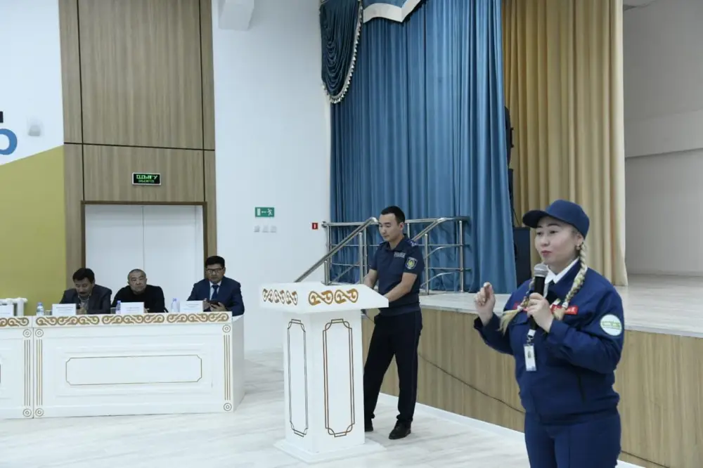 Школьники столицы обучаются правилам дорожного движения и безопасности в общественном транспорте