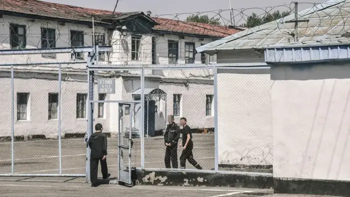 Казахстан: Ветры перемен — масштабная амнистия, снятие пенсионных ограничений и новая медаль, озаряющие 6 мая