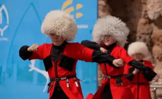 Массовое праздничное мероприятие в Астане: единство и культурное разнообразие народа Казахстана