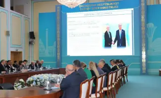 Развитие гражданской авиации в Казахстане: встреча вице-министра транспорта с дипломатами