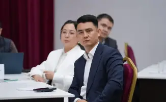 Обучение по ИИ для молодежи в Академии управления