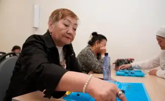 Турнир по тогызкумалаку в Астане для пенсионеров