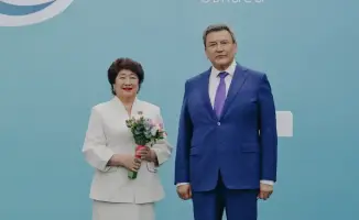 Работники культуры Северо-Казахстанской области отмечают свой профессиональный праздник, театру имени Сабита Муканова присвоен статус 'Академический'.