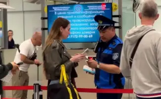 Казахстанские транспортные полицейские обеспечивают безопасность иностранных туристов с помощью QR-карт