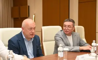 Обсуждение инвестиций в спорт: Аким Нурлыбек Налибаев встретился с инспектором УЕФА