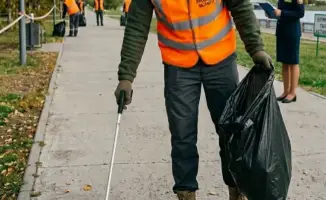 Трудовые наказания: казахстанцы очищают улицы