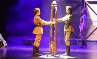 Спектакль о войне в Талдыкоргане: отражение боли и надежды через личные истории женщин