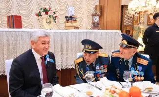 Поздравление ветеранов и тружеников тыла с Днём Победы в Карагандинской области