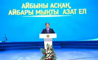 Свет памяти: Ветераны и герои Великой Победы на торжественном мероприятии «Айбыны асқақ, айбары мықты азат ел»