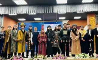 Дети на сцене: как маленькие сердца оживили легенду Казыбек би в Карагандинской школе