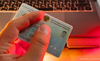 В Казахстане госслужащих заставят раскрыть семейные узы: новая декларация станет зеркалом родственных связей при приёме на работу