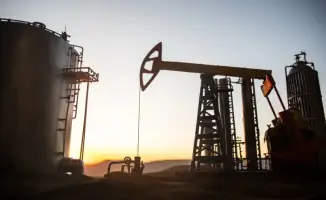 Нефтяные волны: как заявления Трампа о мире с Ираном лишь слегка покачали рынок