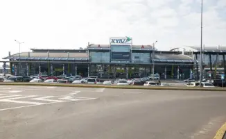 Киев предлагает Москве 'аэропортное' перемирие: Украина и ЕС обсуждают взаимный отказ от ударов по аэропортам