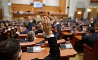 Румыния: Вотум недоверия проевропейскому правительству Боложана