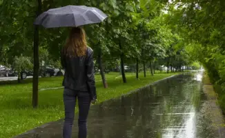 Сильные дожди и грозы в Казахстане: как погодные условия могут повлиять на повседневную жизнь граждан