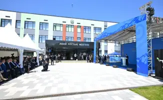 Ашимбаев открыл двери нового 'Абай ұлттық мектебі' в Алматы