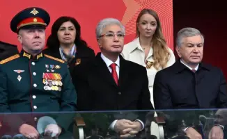 Токаев на параде: Казахстан и Россия в едином строю