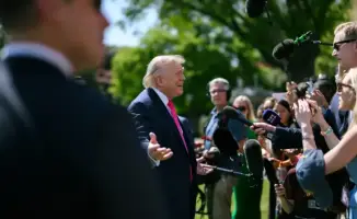 Президент США Дональд Трамп заявил, что удары по Ирану могут возобновиться, если Тегеран будет "плохо себя вести". Это заявление сделано на фоне продолжающихся обменов проектами рамочного соглашения о прекращении войны между США и Ираном.