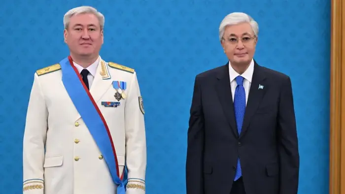 Президент Казахстана Токаев наградил силовиков за вклад в безопасность страны