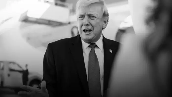 Президент США Дональд Трамп раскритиковал канцлера Германии Фридриха Мерца за его позицию по Ирану, выразив недовольство в связи с различиями в подходах к иранской ядерной программе и международной политике.
