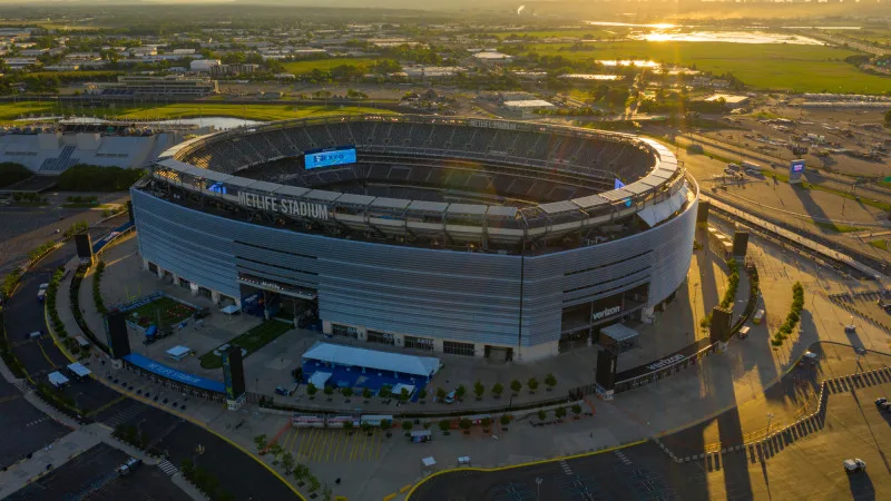 Критика газона на стадионе MetLife Stadium: тренер сборной Норвегии поднимает вопросы о качестве инфраструктуры для международных турниров