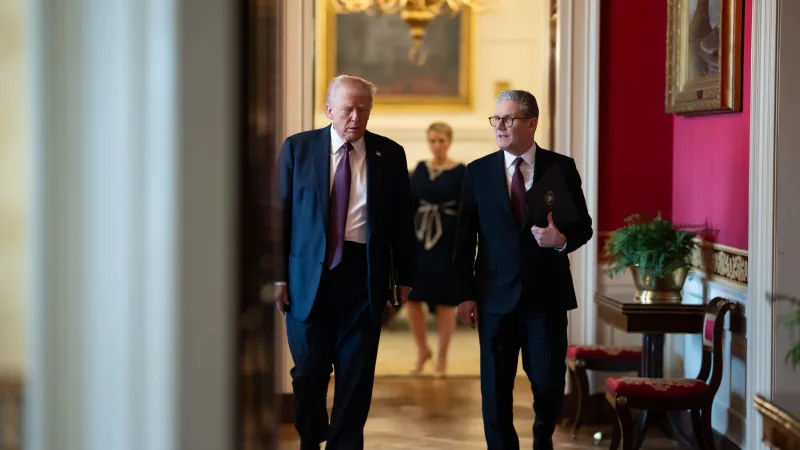 Трамп предсказывает отставку премьера Британии, подчеркивая нестабильность политической ситуации в Великобритании