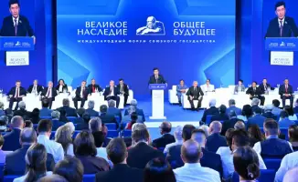 Кошанов: Президент за сохранение исторической правды о войне, Делегация Мажилиса на международном форуме 'Великое наследие'