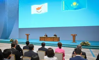 Президент Казахстана Касым-Жомарт Токаев предложил Кипру совместно развивать туристические маршруты, что стало ключевым моментом в переговорах между двумя странами. По итогам встречи в Астане президенты Казахстана и Кипра провели брифинг для представителе