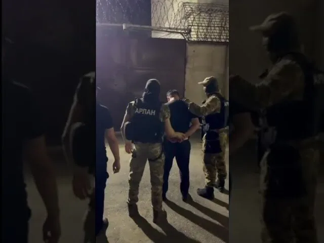 Шантаж под видом «общественного контроля»: в Шымкенте задержаны блогер и его сообщник