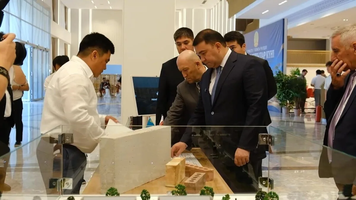 Туркестан: В честь строителей региона провели торжественное мероприятие